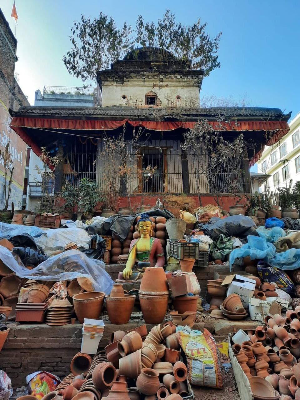 Затори, сміття та релігійні церемонії: чому у столицю Непалу неможливо  закохатися з першого погляду